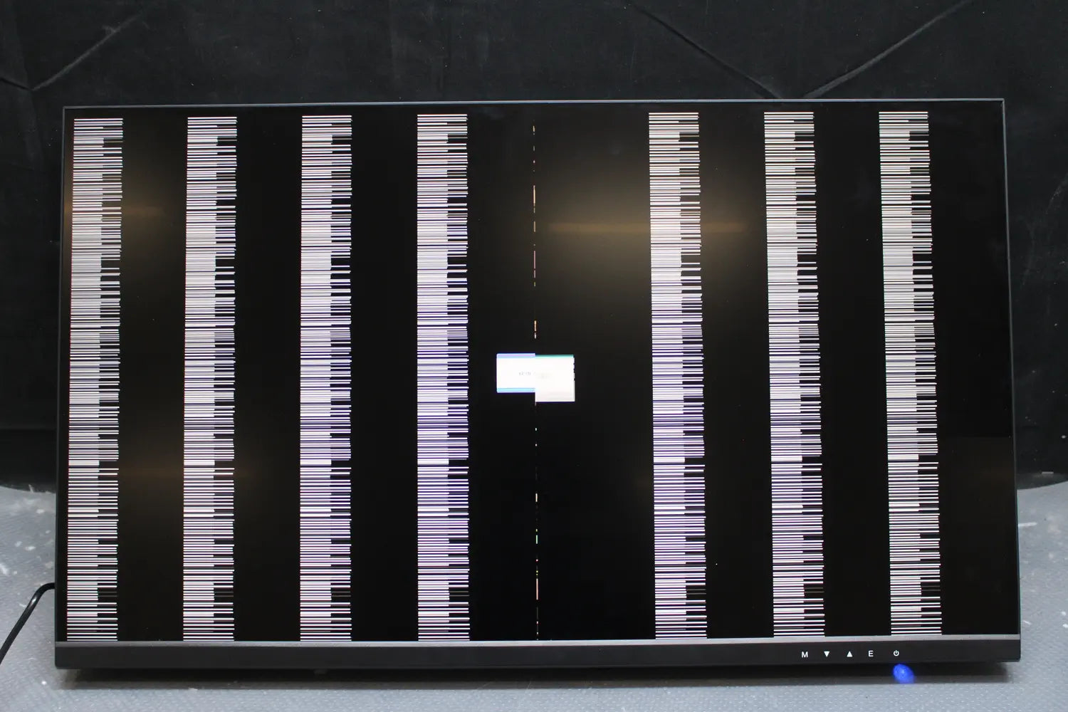 D-Ware Denver Mle  2705 Flat Frameless Monitor 4 K Led Monitor 27 Zoll 16:9 Defektware - 5706751079689
