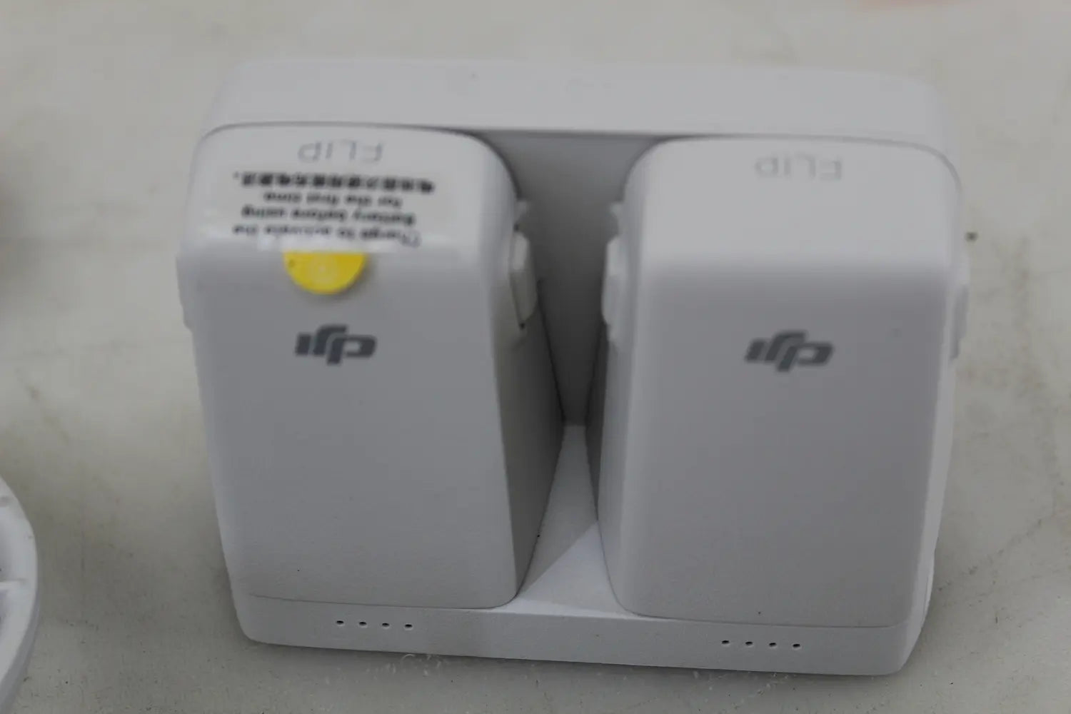 C-Ware Dji Drone Quadrocopter Kamera Flip Fly More Combo Faltbar 48 Mp Siehe Text/Foto - 6941565992536