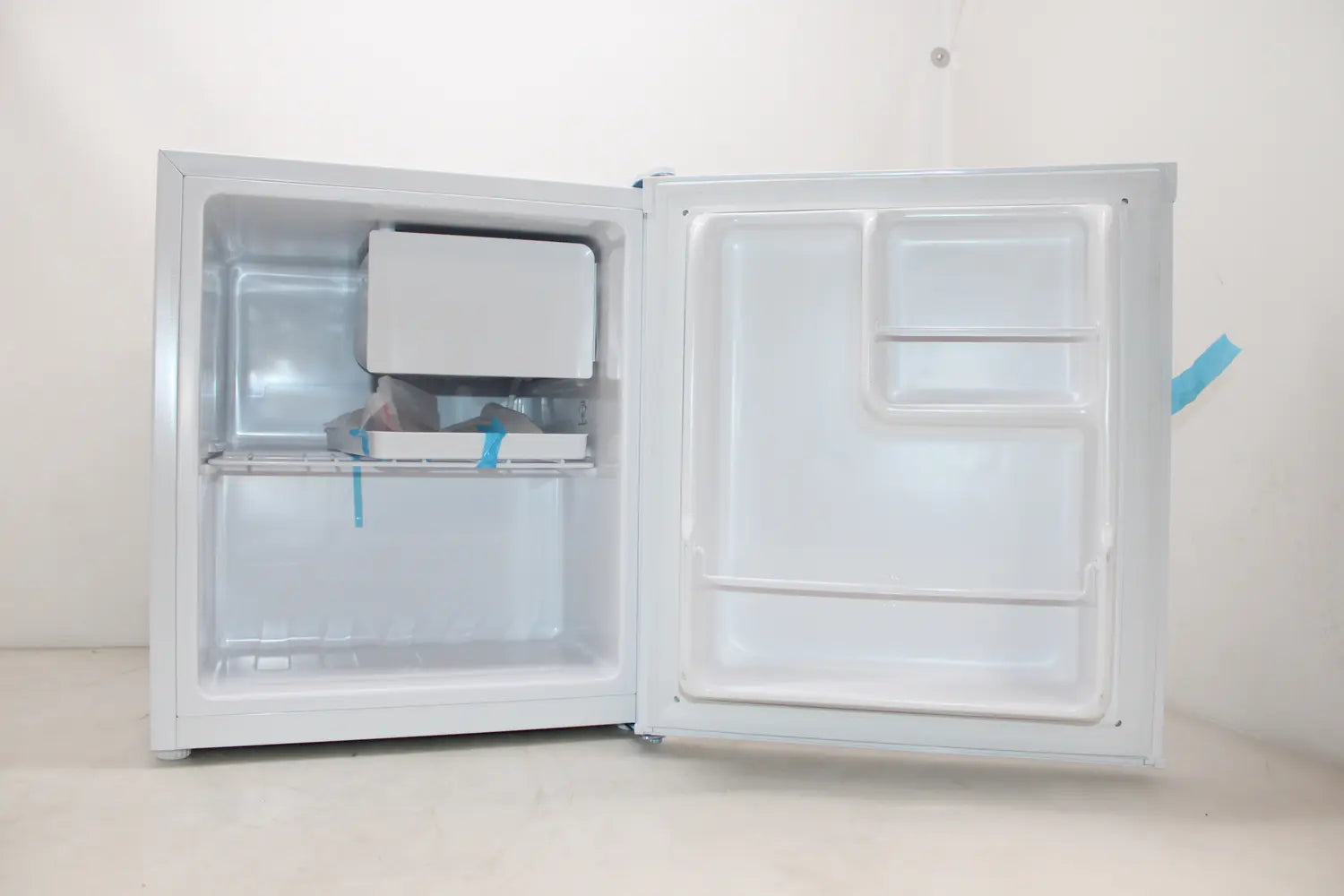 B-Ware Domo Do906 K/03 Kühlschrank Eek: E (A   G) 41 L Haushaltsgerät Siehe Text/Foto - 5411397147721