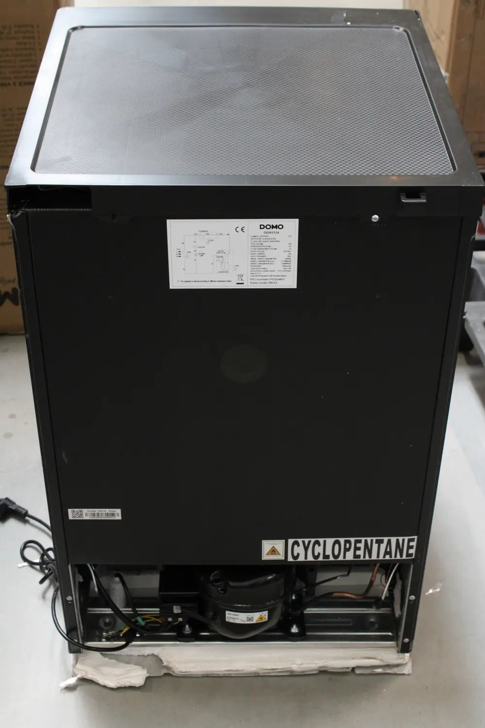 C-Ware Domo Do91124 Kühlschrank Kühlgerät Minibar Standgerät Schwarz Siehe Text/Foto - 5411397157607