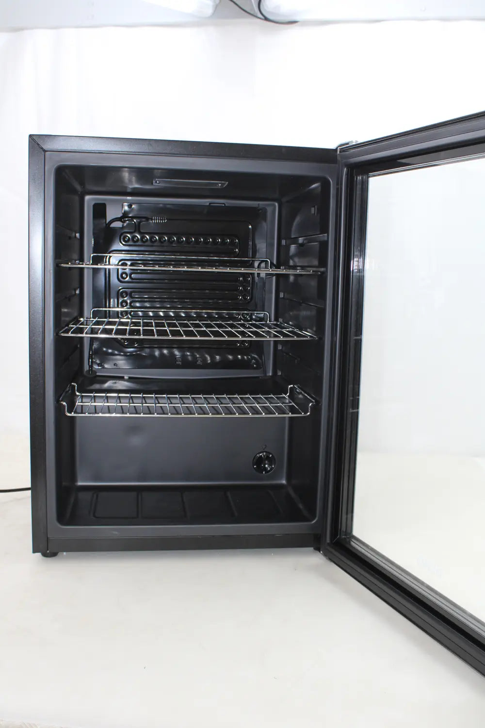 B-Ware Domo Bar Kühlschrank Party Kühler Glastür Schwarz Do91609 Bk 60 L Siehe Text/F378 - 5411397165923