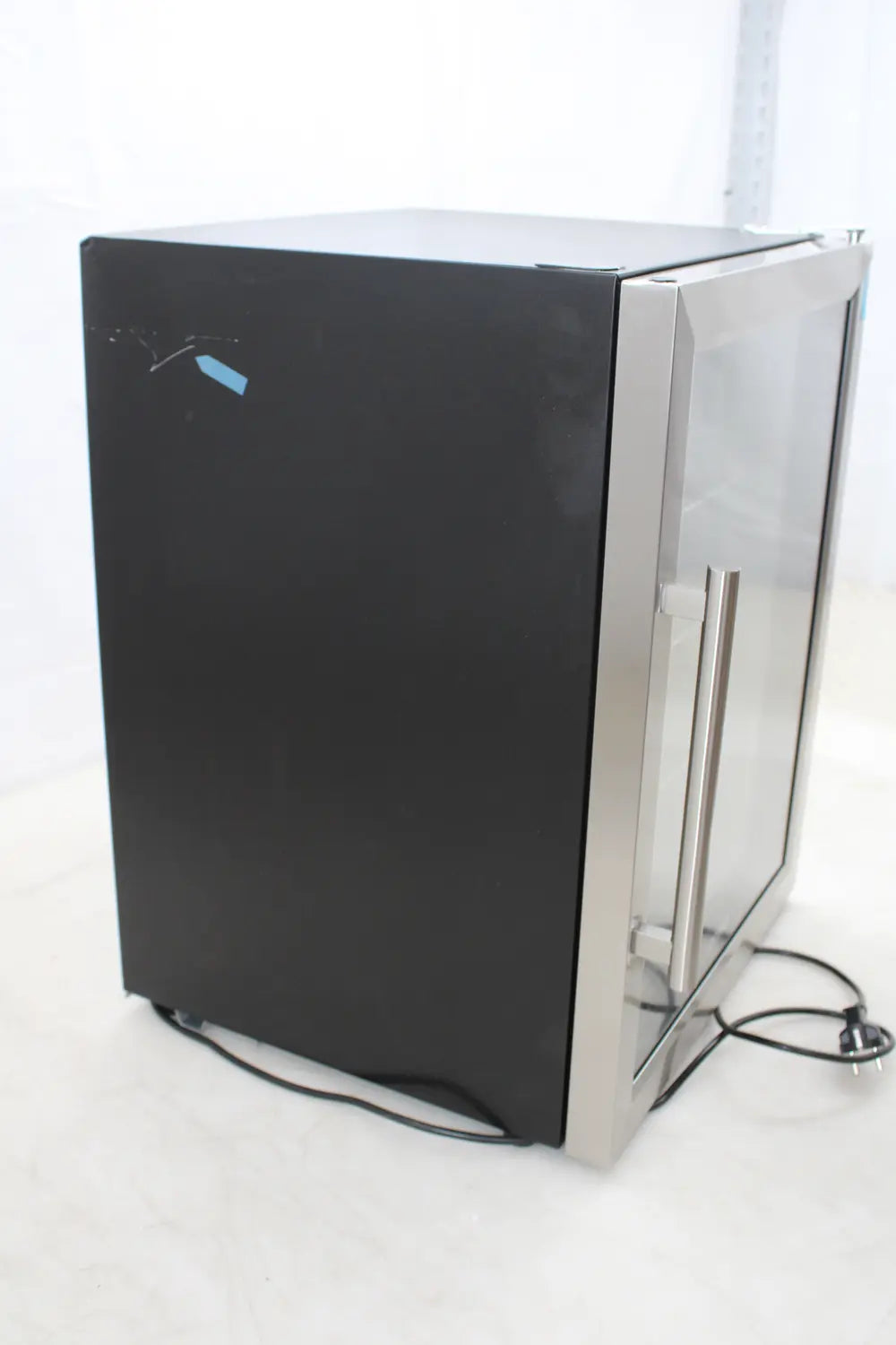 B-Ware Domo Bar Kühlschrank Party Kühler Glastür Schwarz Do91609 Bk 60 L Siehe Text/F378 - 5411397165923