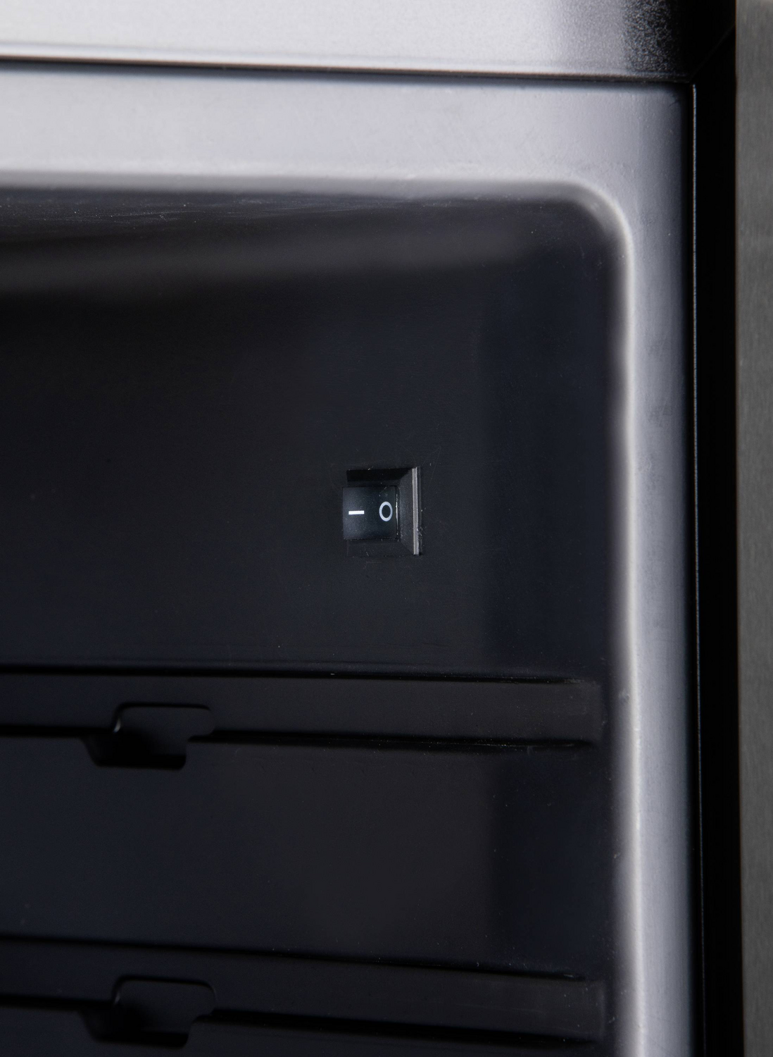 B-Ware Domo Bar Kühlschrank Party Kühler Glastür Schwarz Do91609 Bk 60 L Energieklasse D - 5411397165923