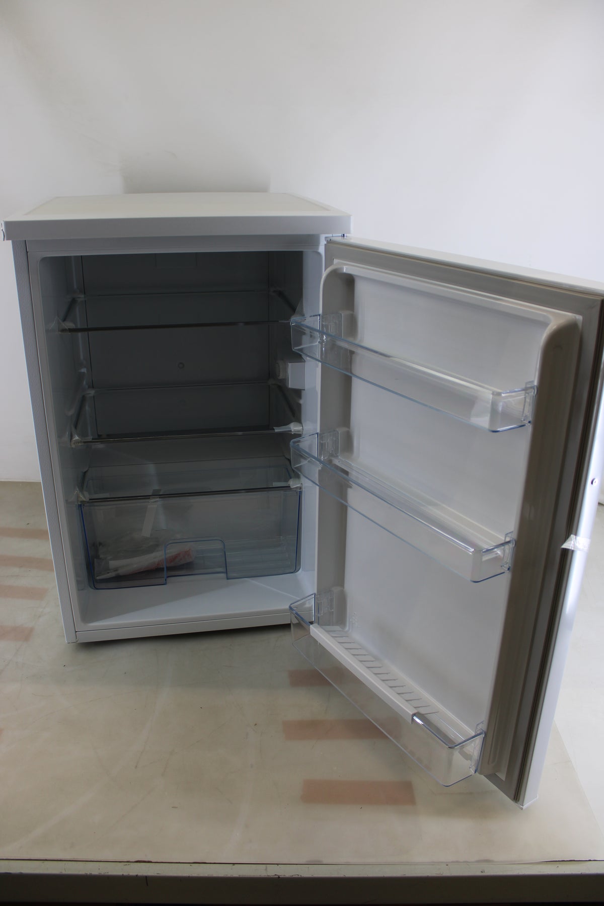 DOMO KÜHLSCHRANK Kühler Kühlschrank 133L Energieklasse C SIEHE TEXT/FOTO806 - 5411397168832