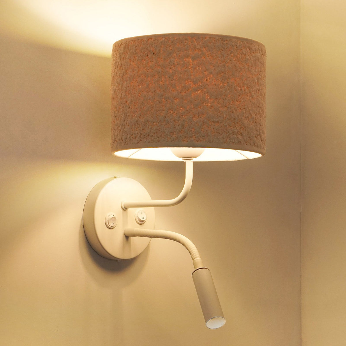 Duolla Wandleuchte Wandlampe Roller Bouclé Leselicht Textil Metall weiß creme - 5905317606646