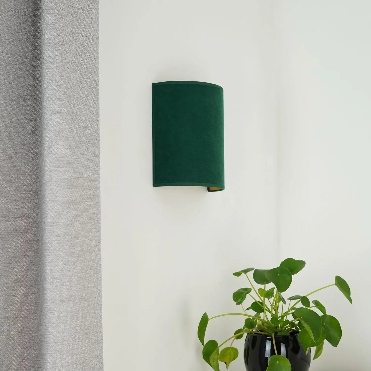 B-Ware Duolla Wandleuchte Wandlampe Semi Circle Samt Dunkelgrün E27 - 5905317606813