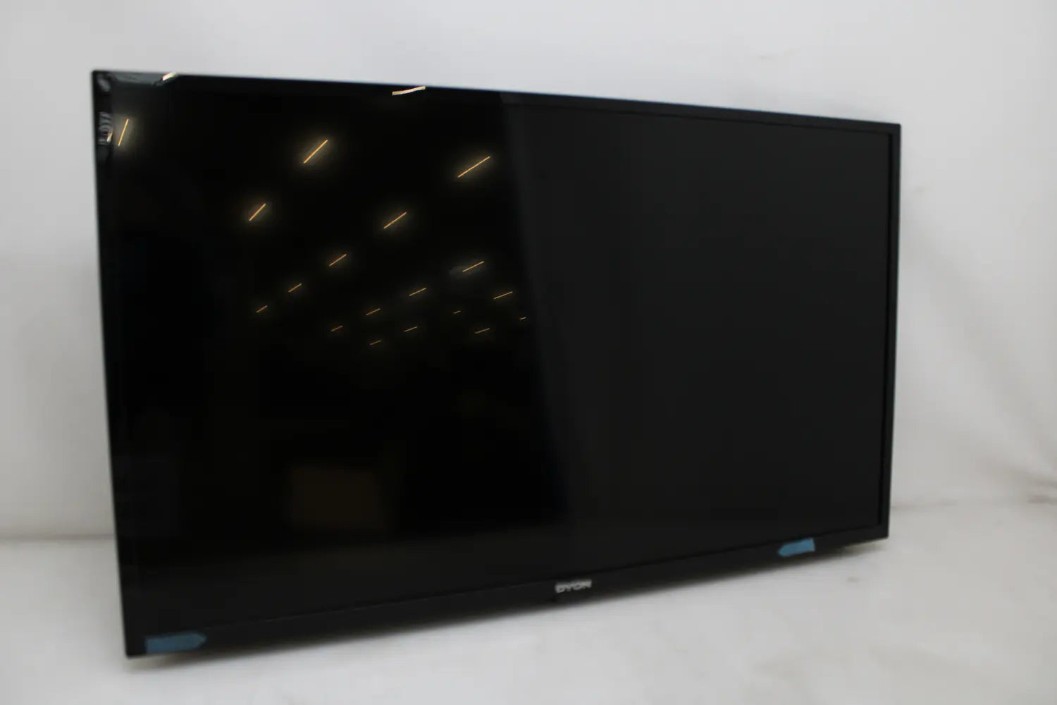 B-Ware Dyon Smart 32 Xt Led Tv 80 Cm Smart Tv Fernseher Fernsehgerät  Eek F Siehe Text - 4260552542229