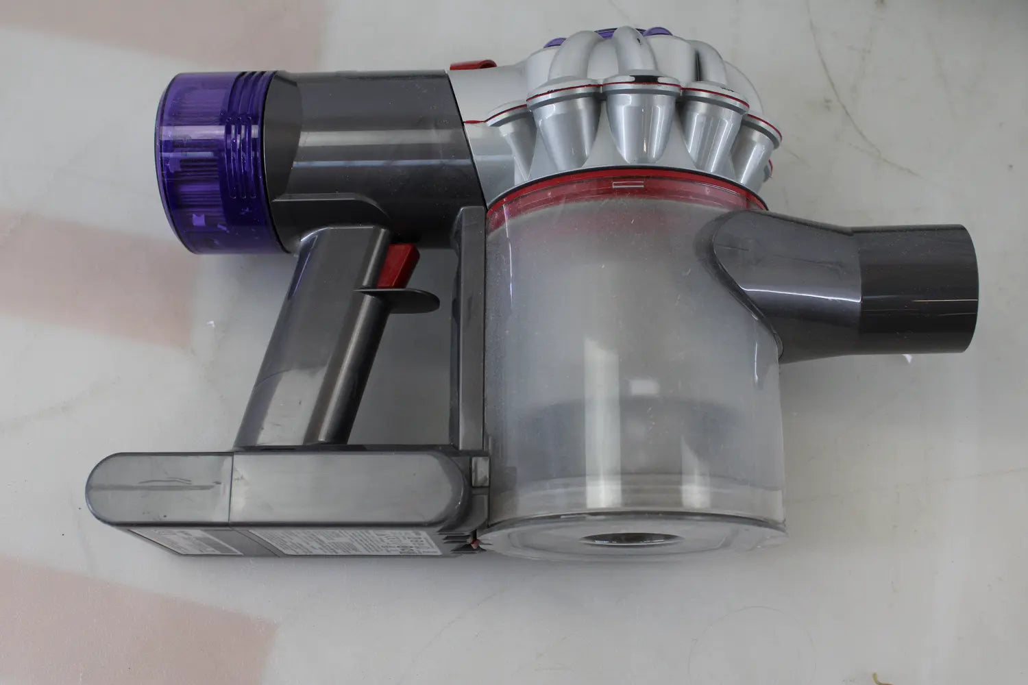 D-Ware Dyson V11 Advanced 479333 01 Akku Zyklon Staubsauger 29.4 V Defektware - 5025155096093