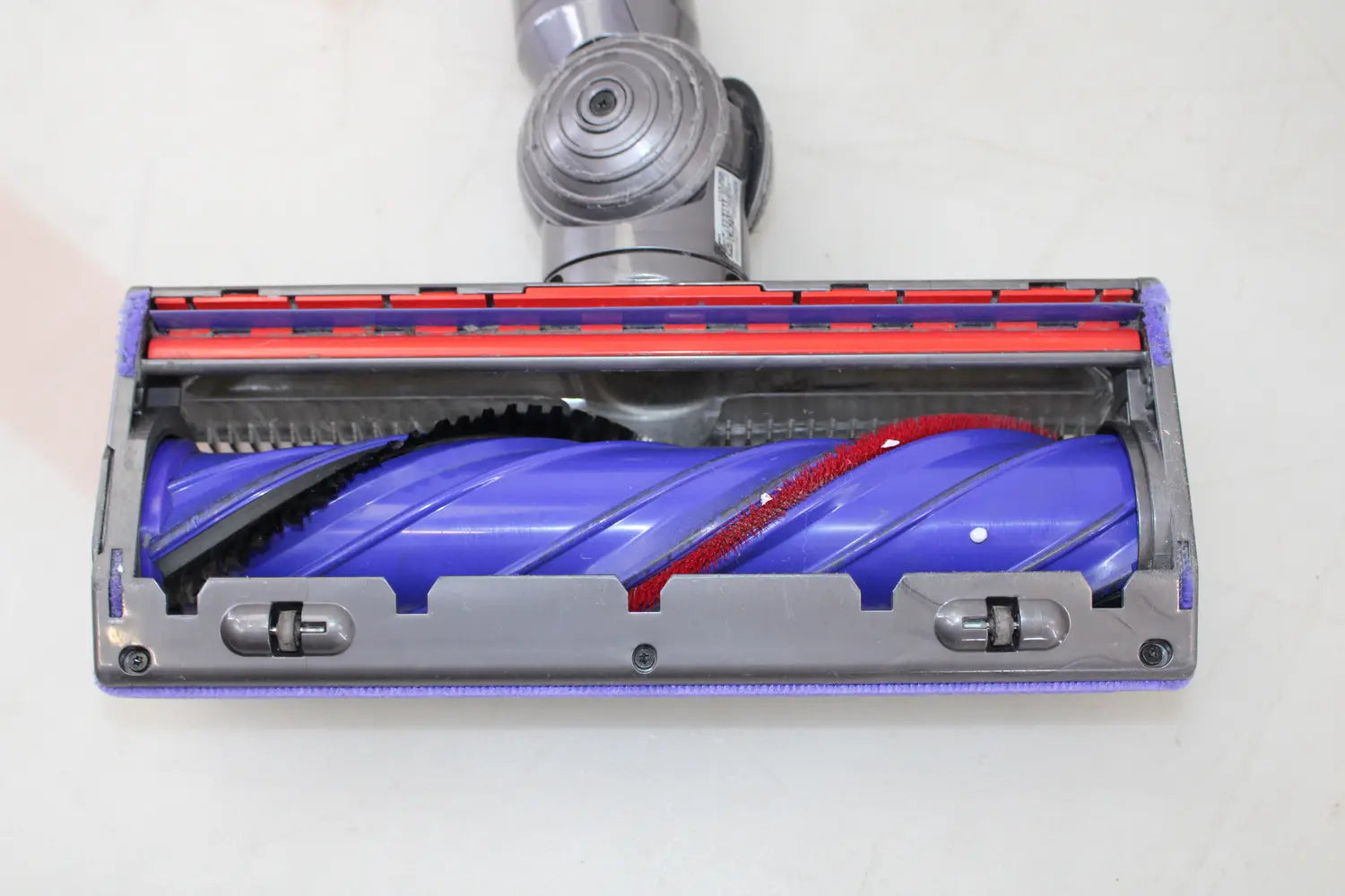C-Ware Dyson V8 Akku Handstaubsauger Staubsauger Sauger Beutellos Siehe Text/Foto - 5025155081839