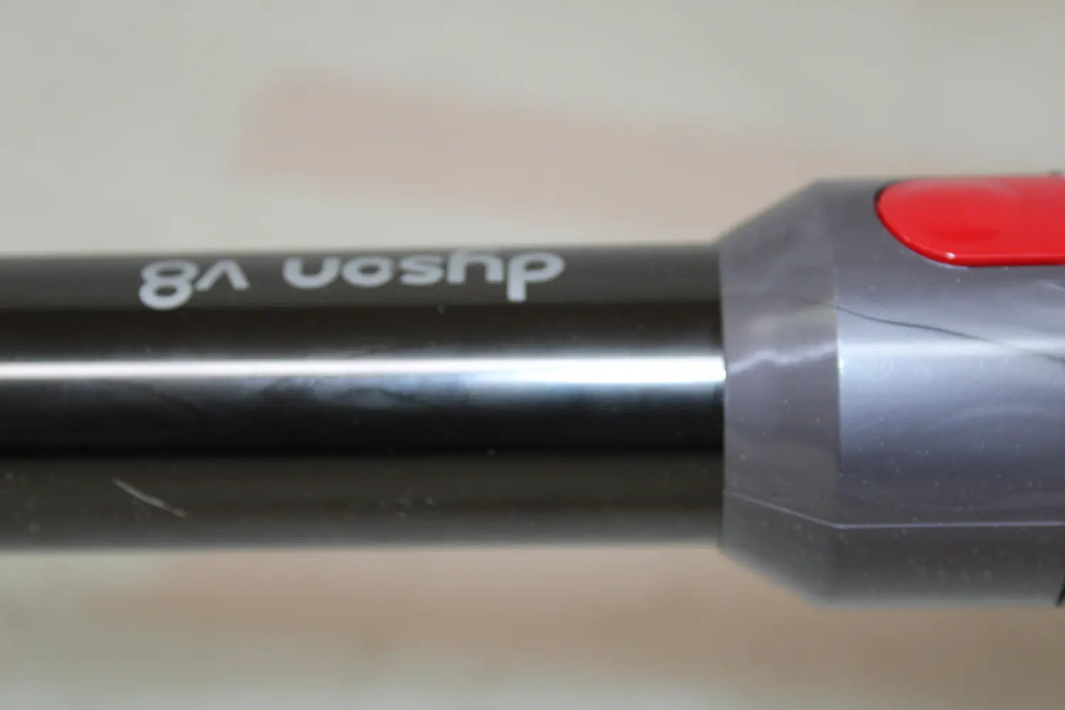 C-Ware Dyson V8 Akku Handstaubsauger Staubsauger Sauger Beutellos Siehe Text/Foto - 5025155081839