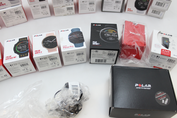39x Beschädigte Polar Uhren Sportuhr Smartwatch Fitnessuhr Defekt Unvollständig D-Ware