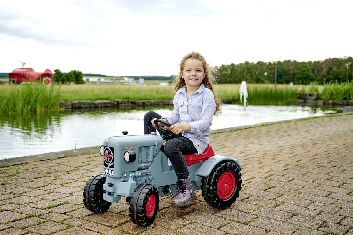 BIG Traktor Trettraktor Tretfahrzeug Kindertraktor Rutscher EICHER DIESEL ED 16 - 4004943565653