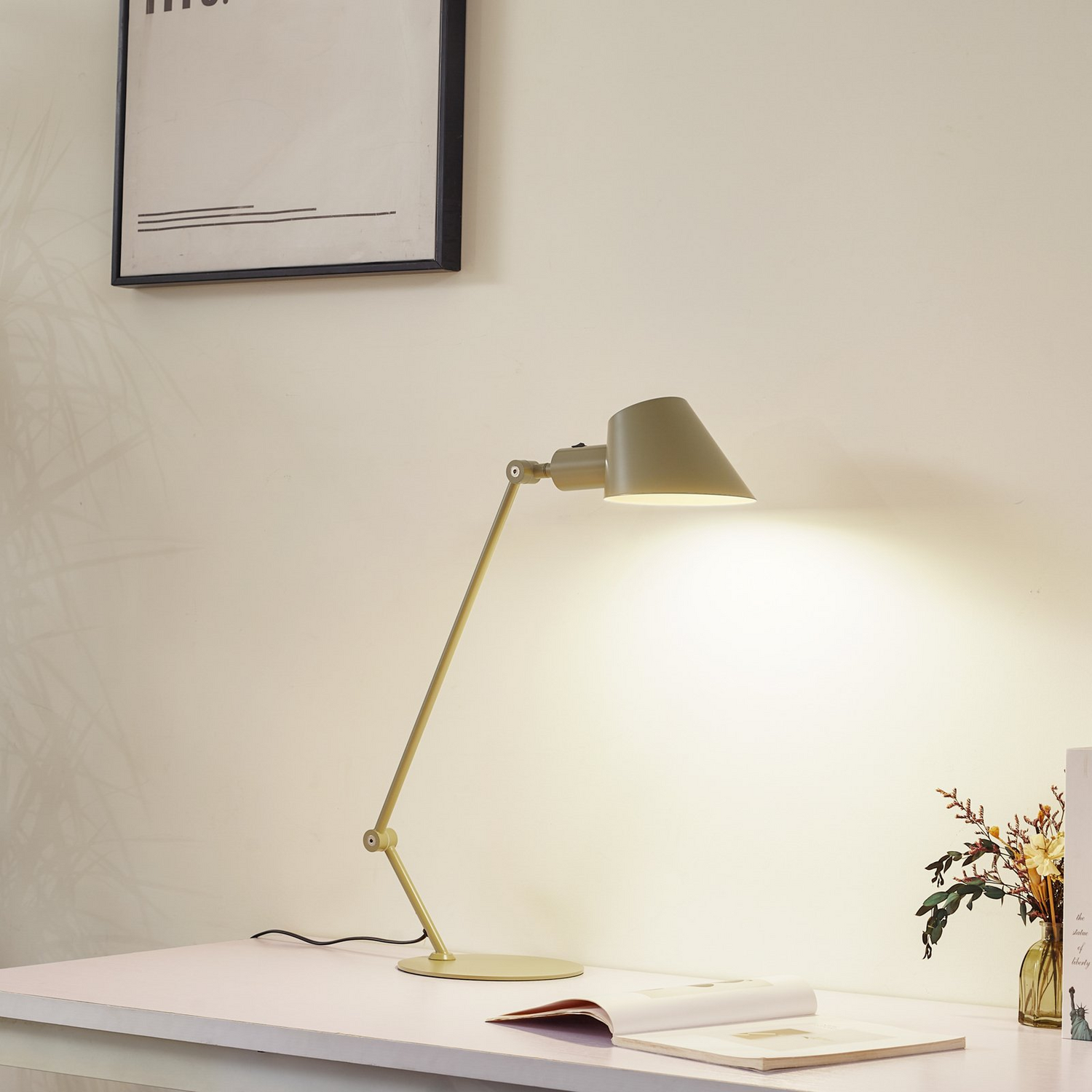 B-Ware Lindby Tischleuchte Corali Tischlampe Tischlicht Lampe Hellgrün Metall Höhe 64cm