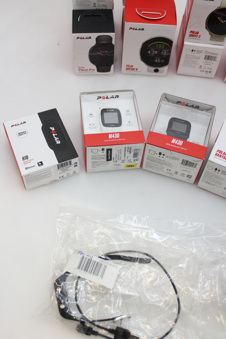 39x Beschädigte Polar Uhren Sportuhr Smartwatch Fitnessuhr Defekt Unvollständig D-Ware