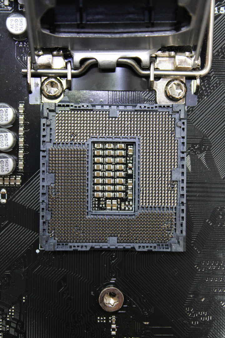 Asus MB WS C246 PRO C246 PCH Mainboard Sockel PC Intel 1151 DEFEKTWARE
