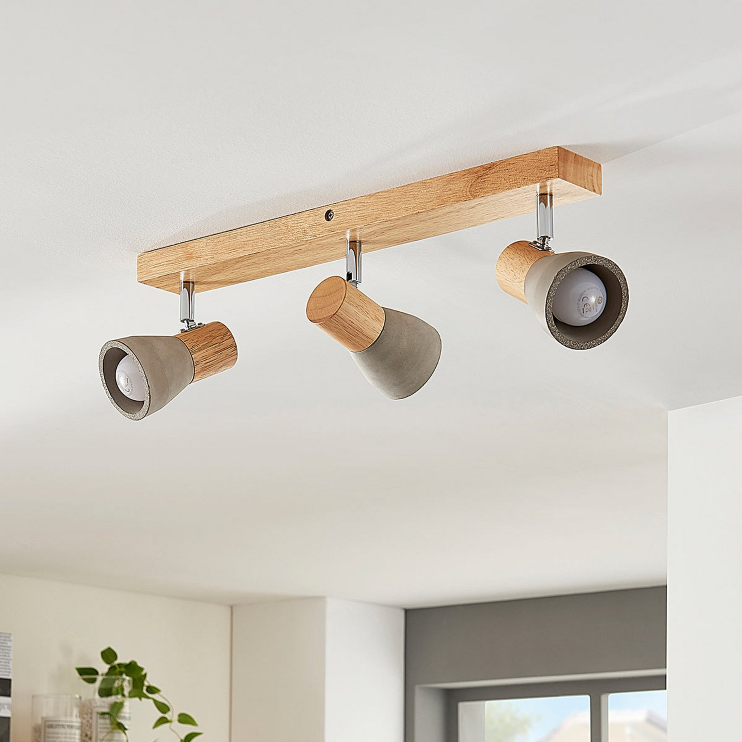 B-Ware Lindby Strahler Deckenleuchte Spot Filiz Holz Beton Wohnraumbeleuchtung Skandina