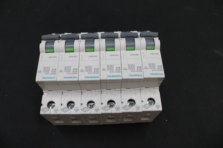 Siemens 5 Sl6113 6 Leitungsschutzschalter 1polig 13 A  230 V, 400 V 6 Stück B-Ware