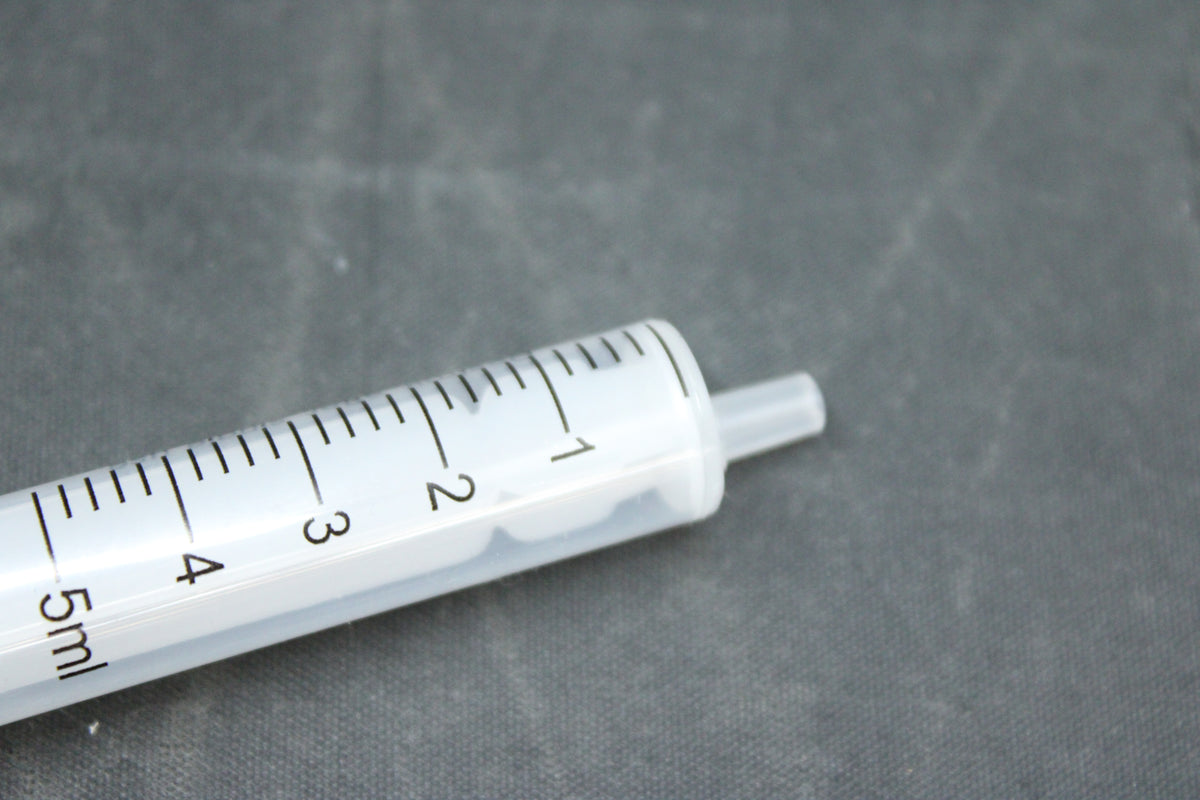 Einmalspritze Spritze Injektionsspritze 5 ml Steril Gut ablesbar 100 Stück - 16958693000214