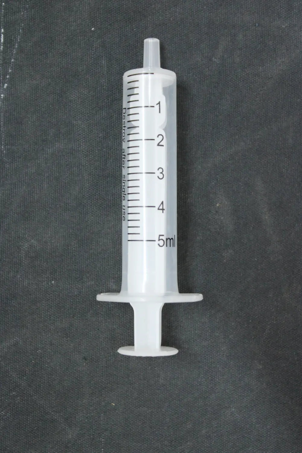 B-Ware Einmalspritze Spritze Injektionsspritze 5 Ml Steril Gut Ablesbar 100 Stück - 16958693000214
