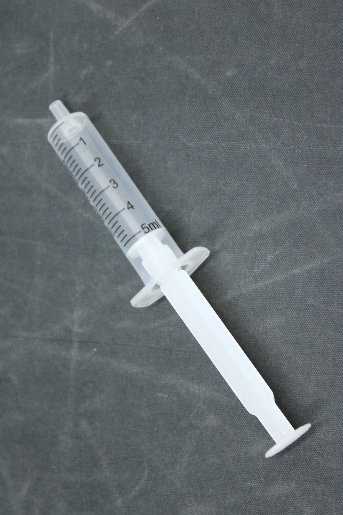 Einmalspritze Spritze Injektionsspritze 5 ml Steril Gut ablesbar 100 Stück - 16958693000214