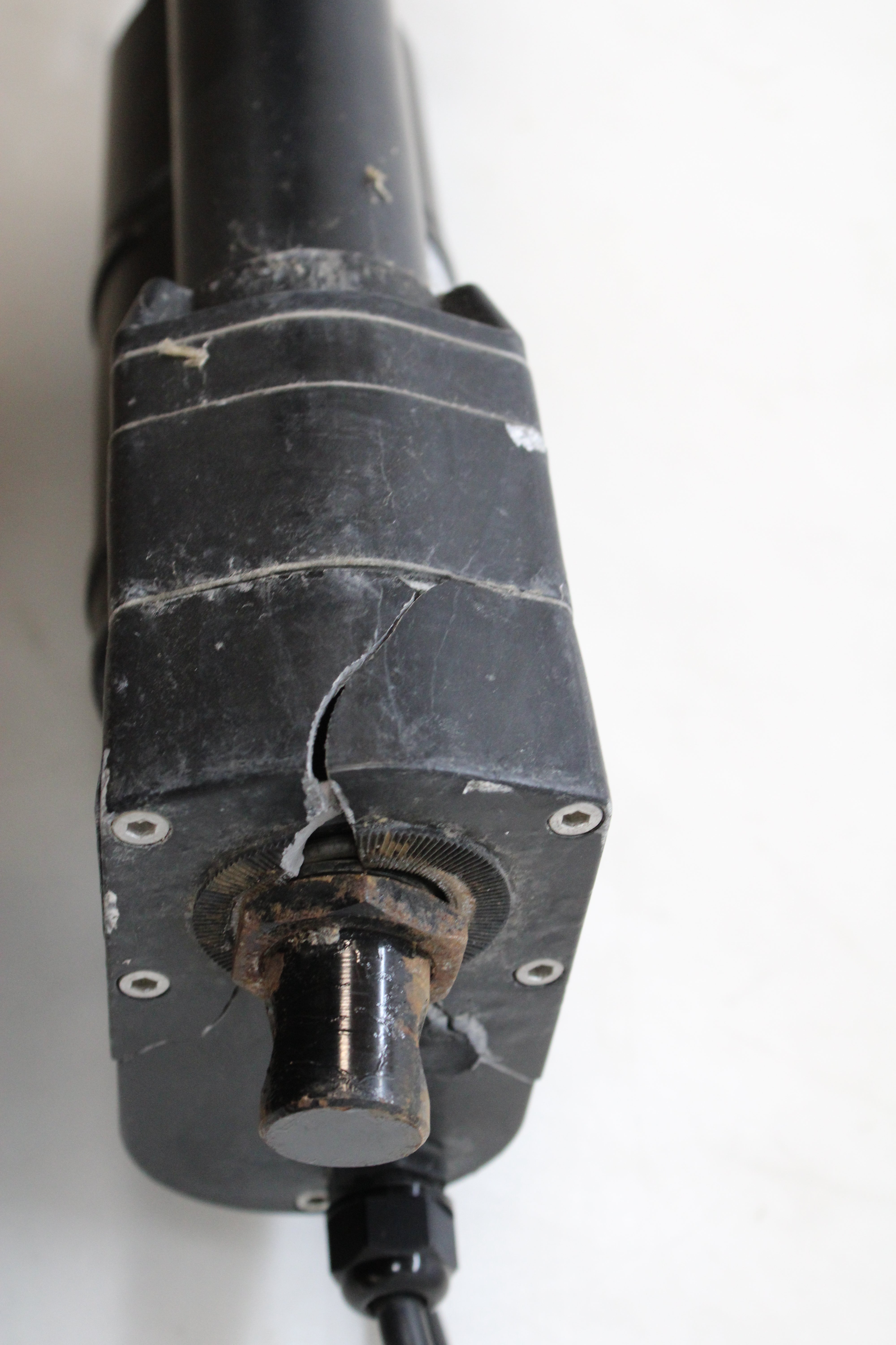 Drive-System Europe DSZY5 Elektrozylinder Auto Hubmotor Linearantrieb DEFEKTWARE - 4016138683240