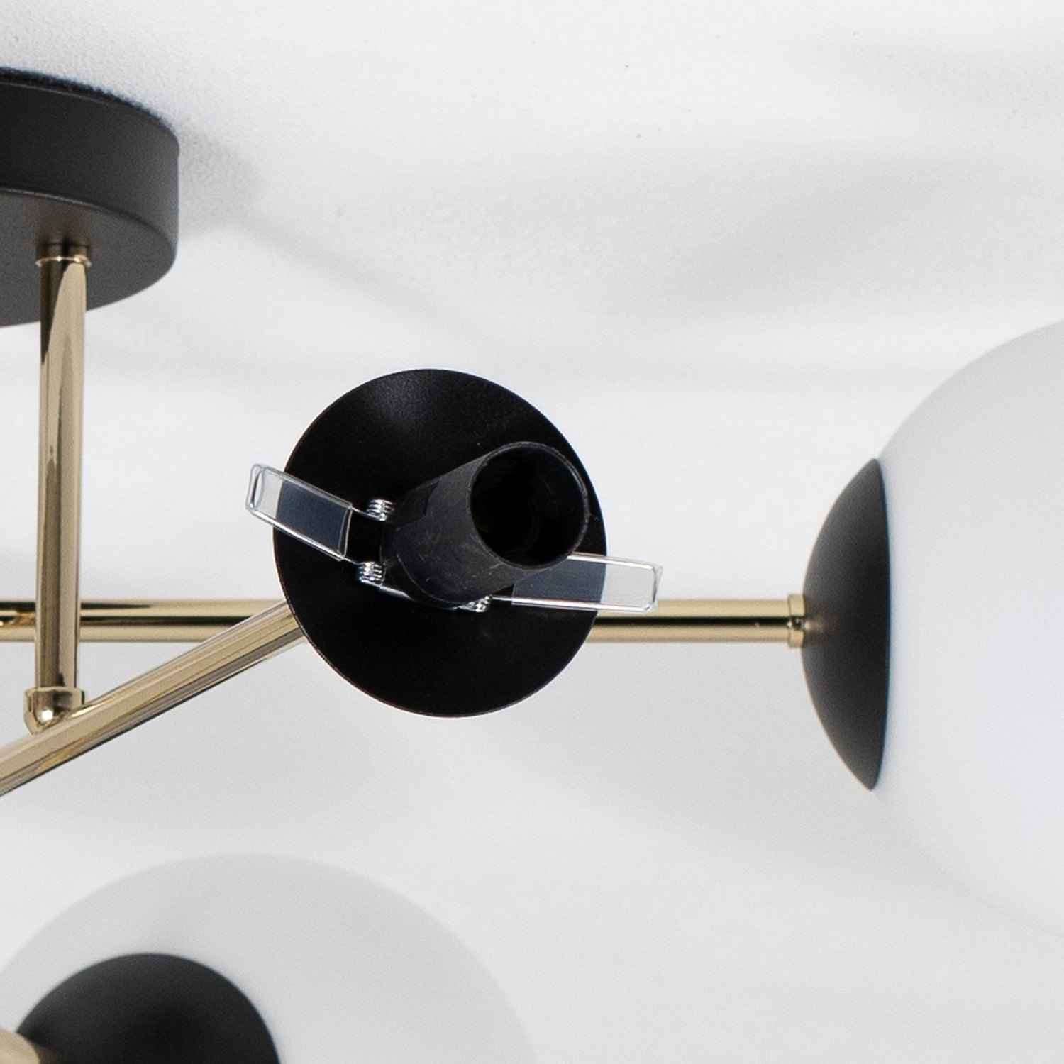 Emibig Lighting Deckenleuchte Lampe Magnum 6 Flg Opalweiß Gold Schwarz Glas B-Ware - 5901738925823