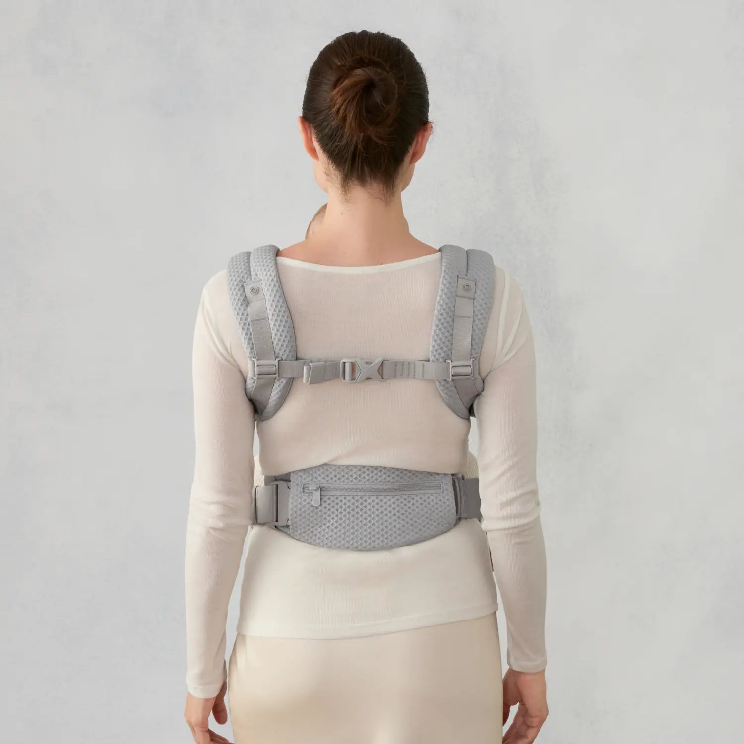 B-Ware Ergobaby Babytrage Tragesystem Mesh Omni Deluxe Vier Tragepositionen Pearl Grey - 1220000209916
