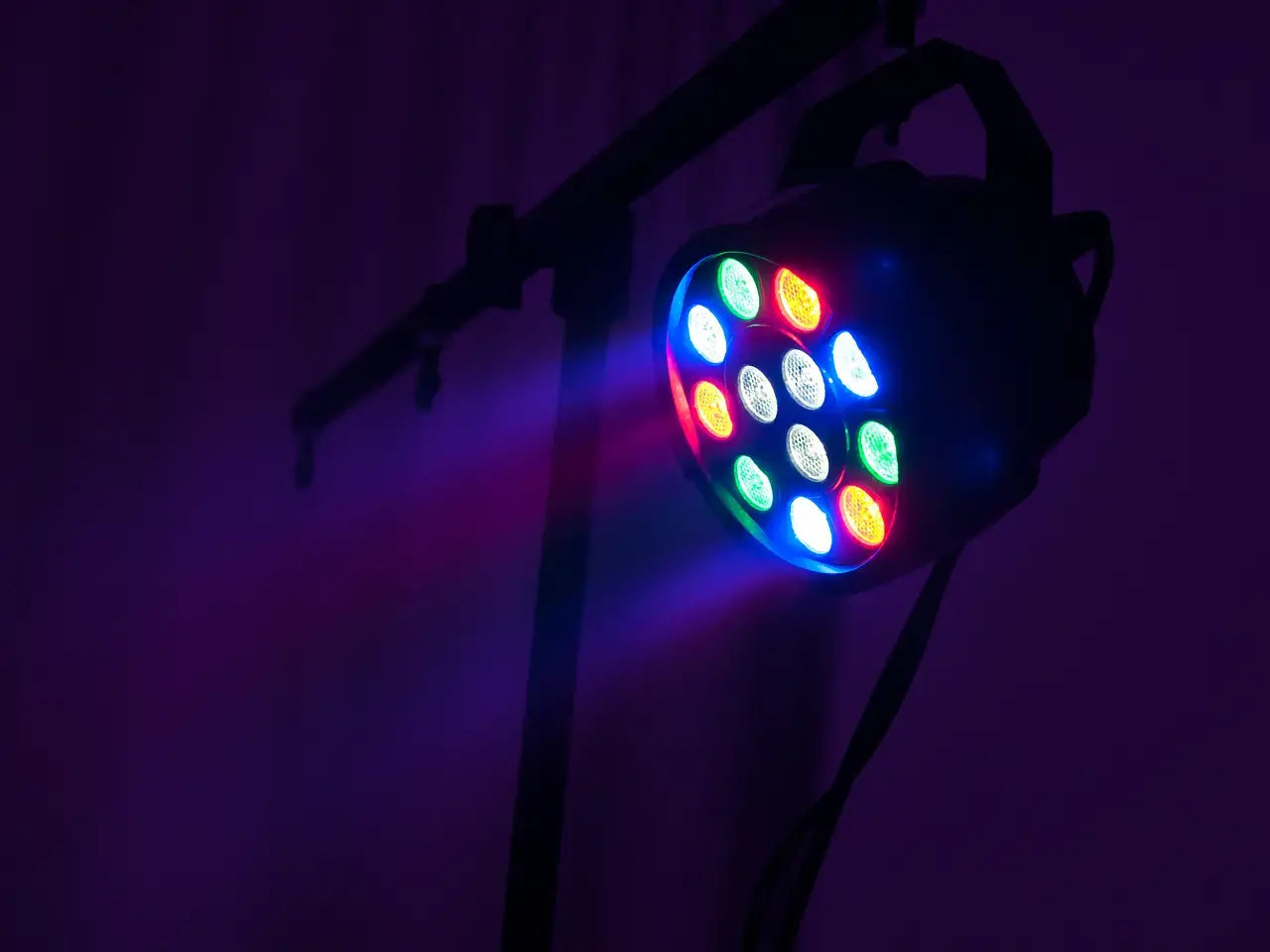 B-Ware Eurolite Scheinwerfer Par Spot Strahler Led Rgbw Partylicht Schwarz - 4026397672664