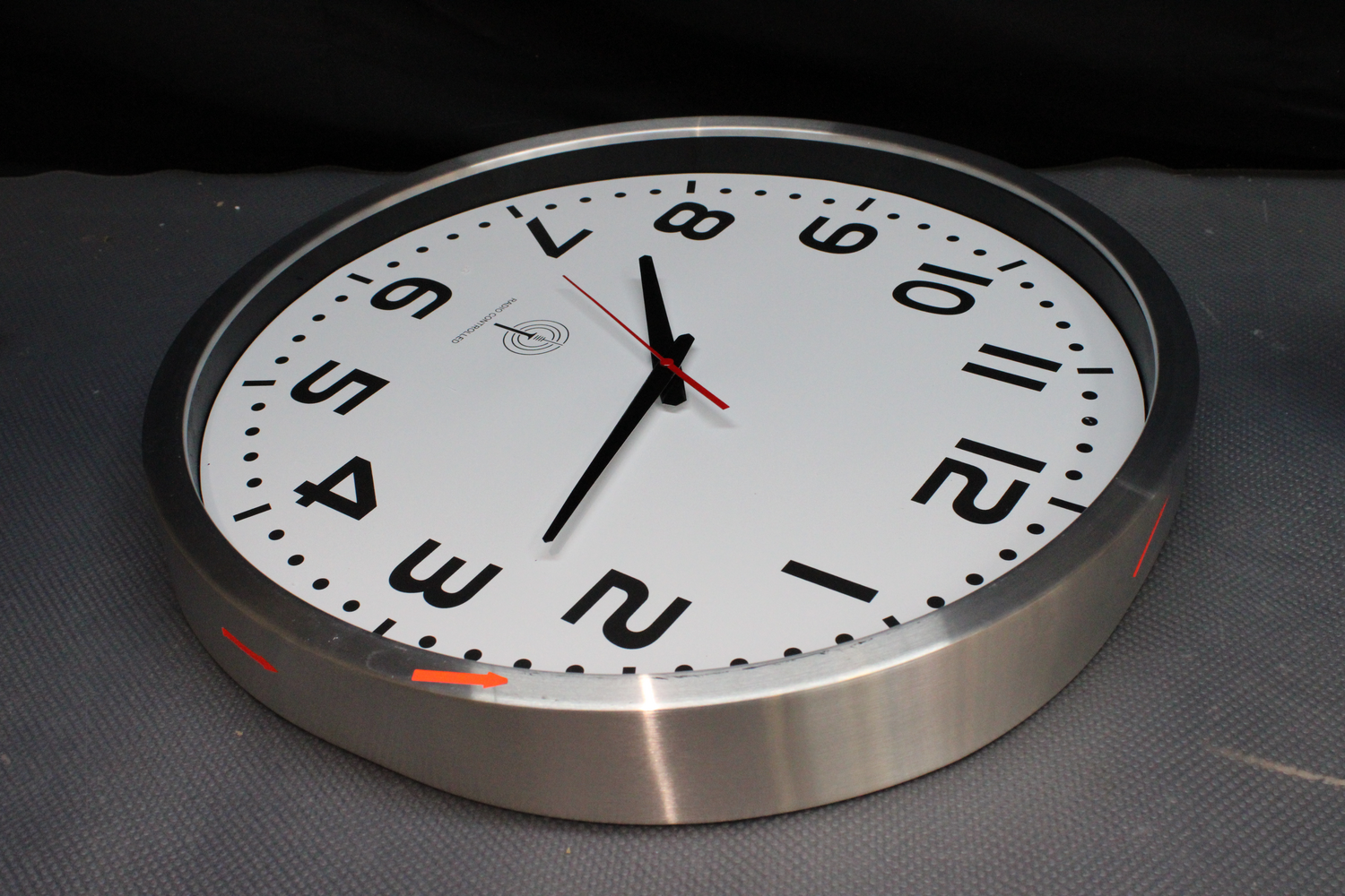Euro Time 56863 Funk Wanduhr 50cm Wand Uhr Dekouhr Büro Siehe Text/Foto C-Ware - 4044685500871