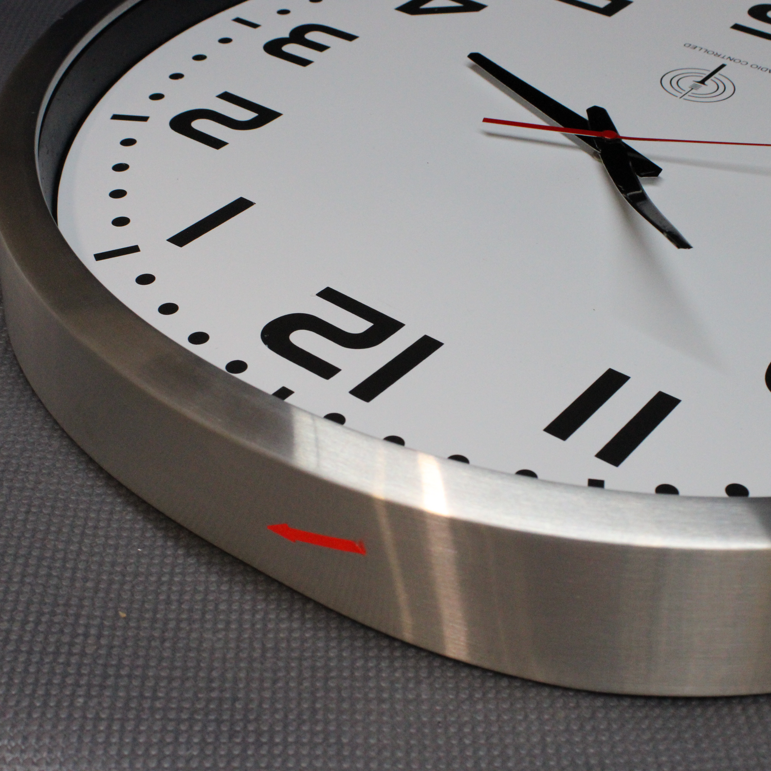 Euro Time 56863 Funk Wanduhr 50cm Wand Uhr Dekouhr Büro Siehe Text/Foto C-Ware - 4044685500871