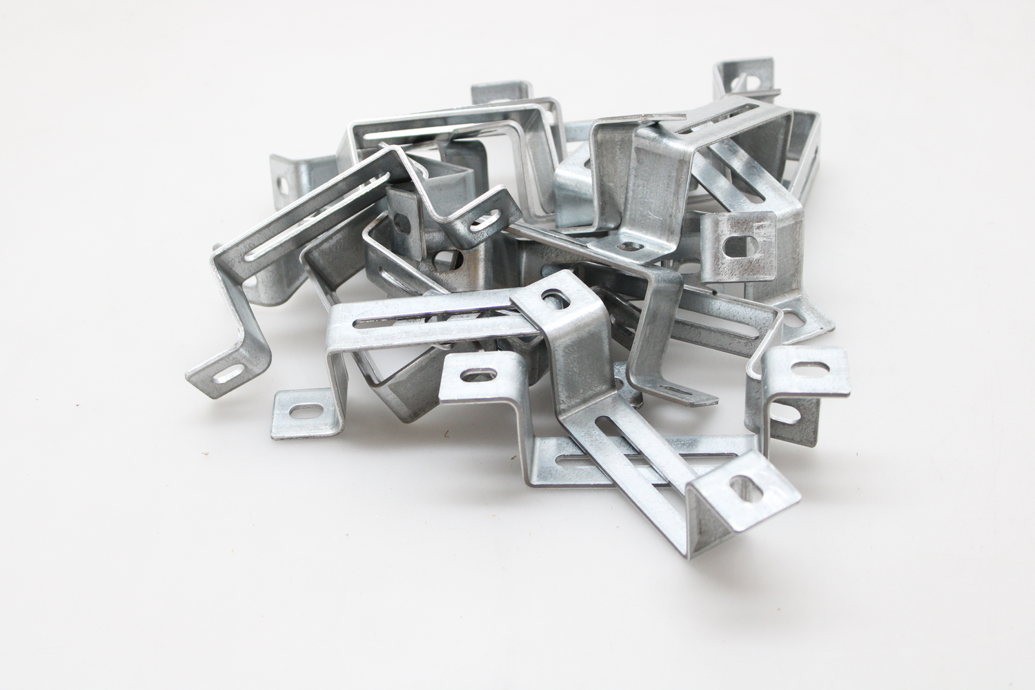 B-Ware Obo Bettermann 6015506 Distanzstück Distanzbügel Deckenbügel 20 Stück