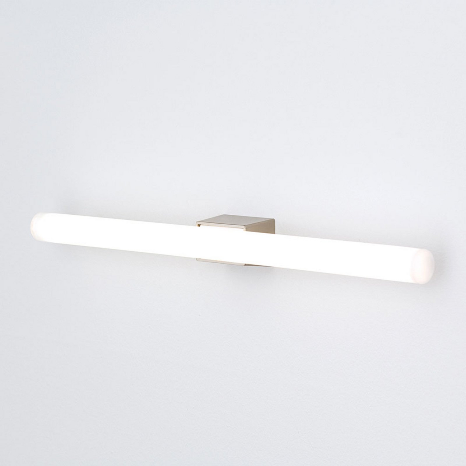 Éclairage LED pour miroir, support pour maquilleuse, finition nickel mat, lampe pour miroir, luminaire