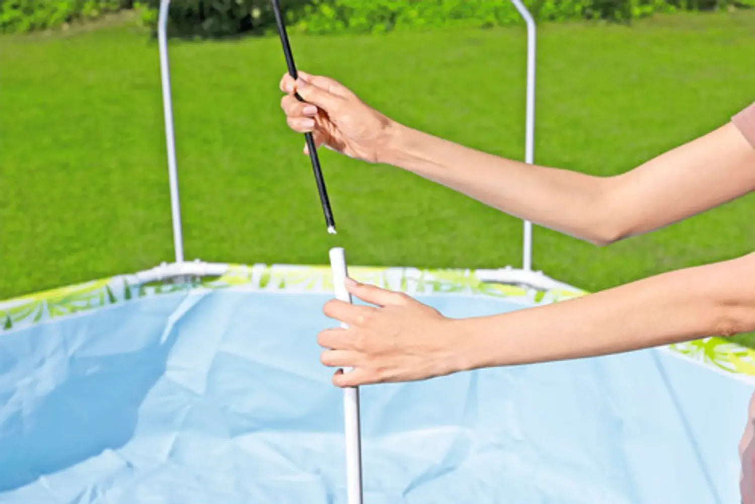 B-Ware Bestway Aufstellpool Framepool Pool Rund 244x51 Cm Mit Dach Swimmingpool - 4306517904180