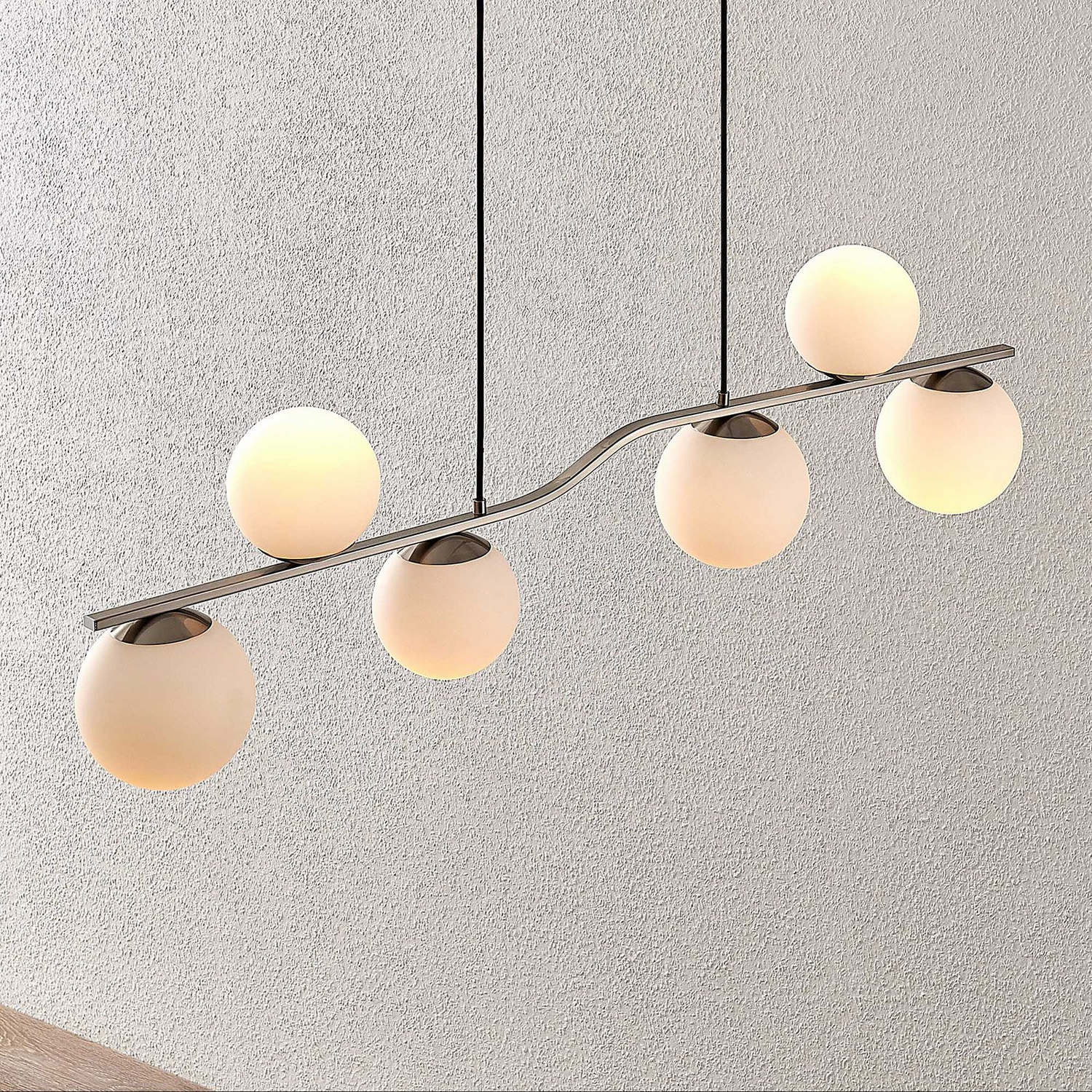 Suspension Lindby Avalyn de catégorie B, plafonnier, lampe suspendue, blanc Nic806