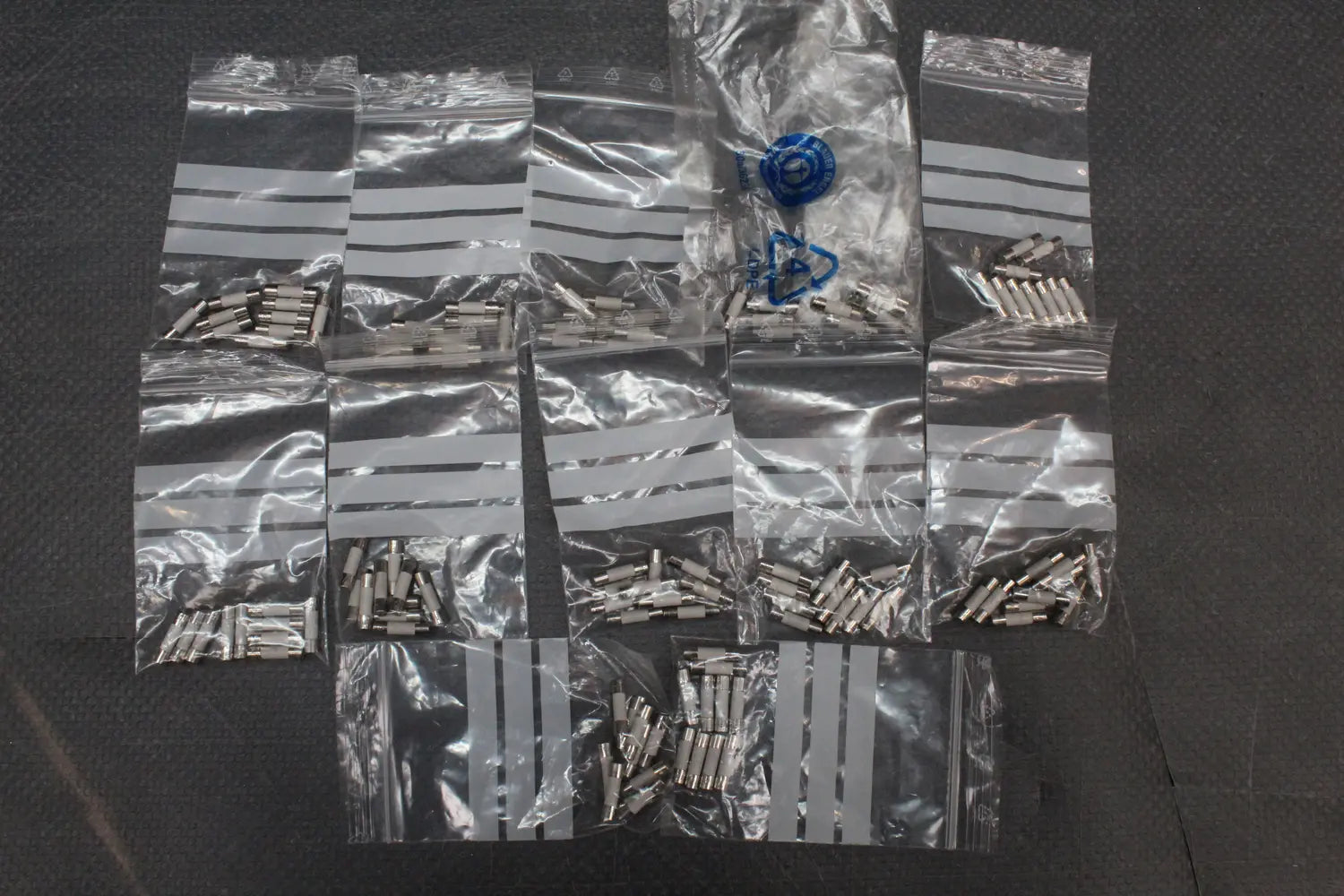B-Ware Eska Feinsicherung Sicherung 520126 Superflink 8 A 250 V Keramikrohr 12 Sets - 2050000164507