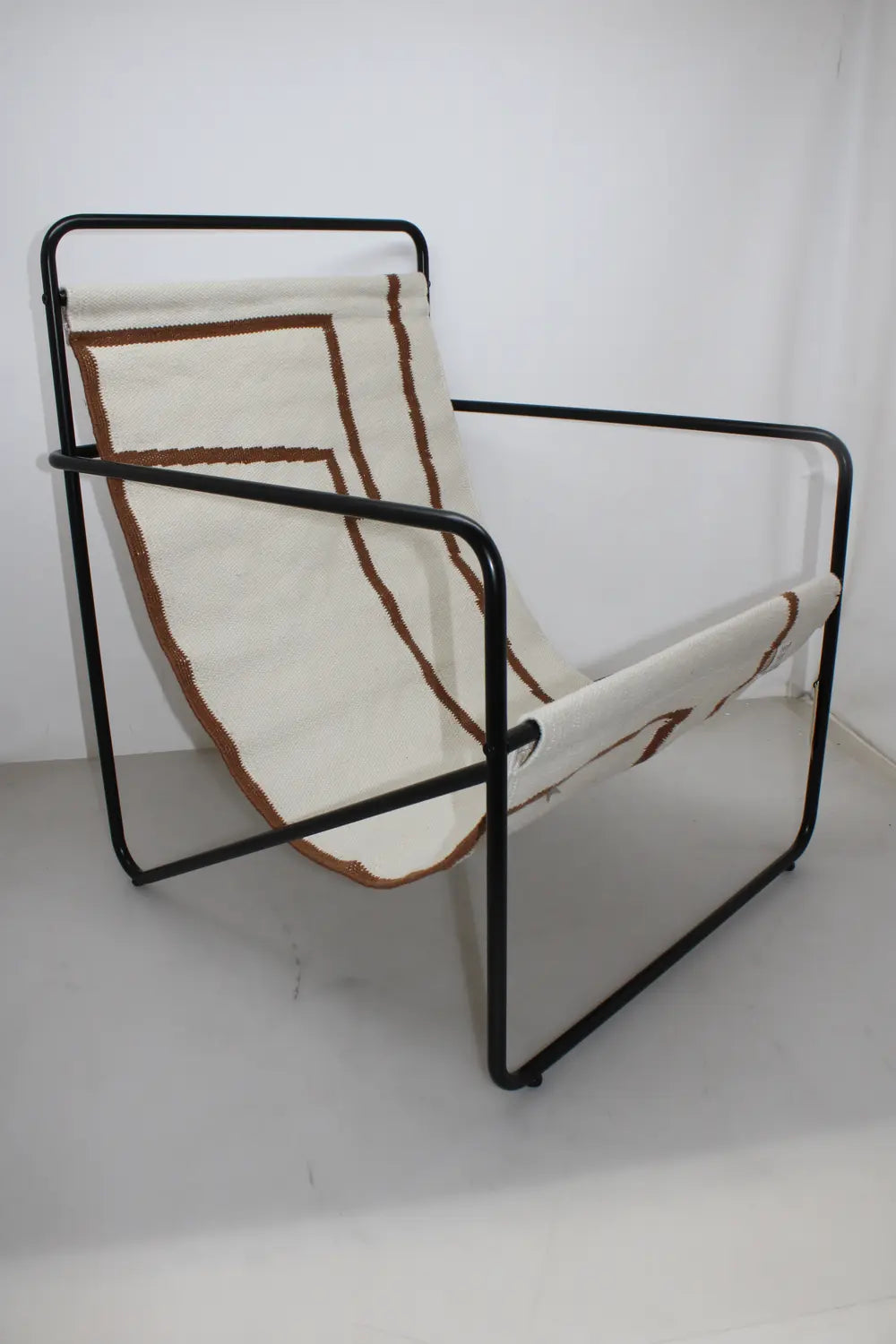 B-Ware Ferm Living Desert Chair Black Shape Sessel Stuhl Loungesessel Relaxsessel