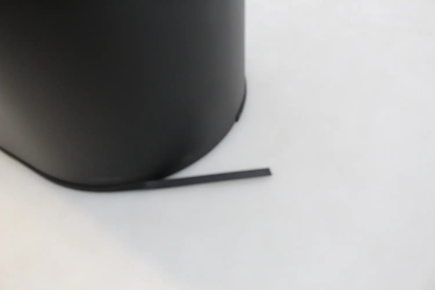 B-Ware Ferm Living Mülleimer Abfallbehälter Enkel Schwarz 40l Eimer Siehe Text/Foto58 - 5704723332183