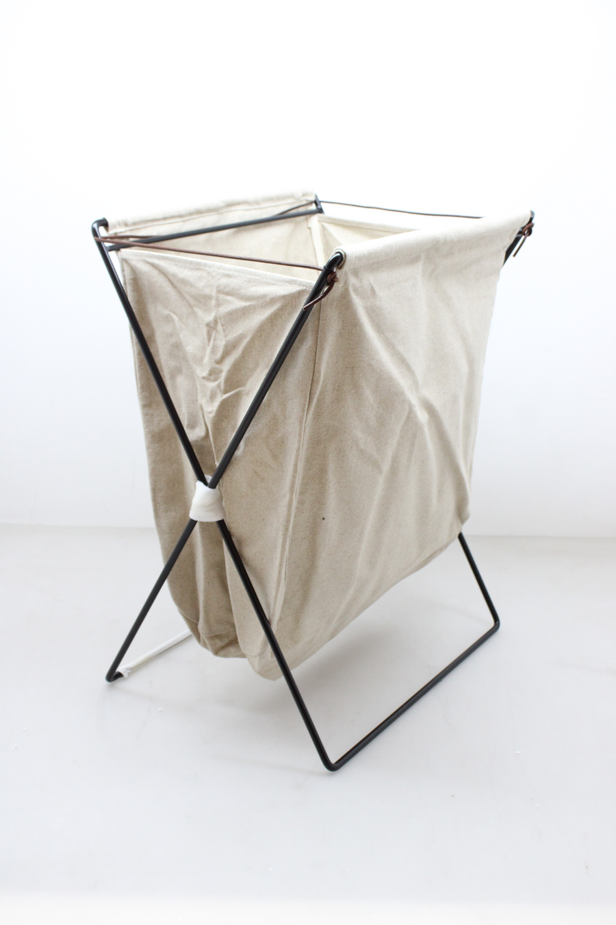 Ferm Living Herman Wäschekorb Wäschesammler Wäschebehälter Orb Siehe Text/Foto B-Ware - 5704723013969