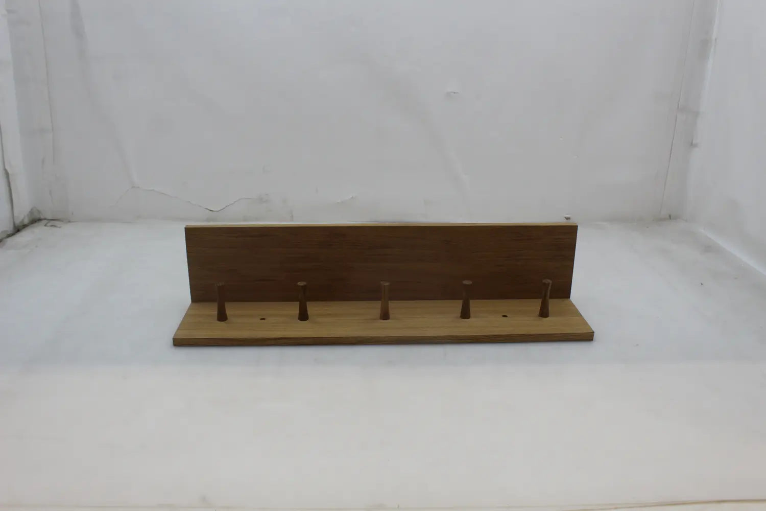 B-Ware Ferm Living Place Wandregal Mit 5 Haken Eiche Wandgarderobe Siehe Text/Foto - 5704723286578