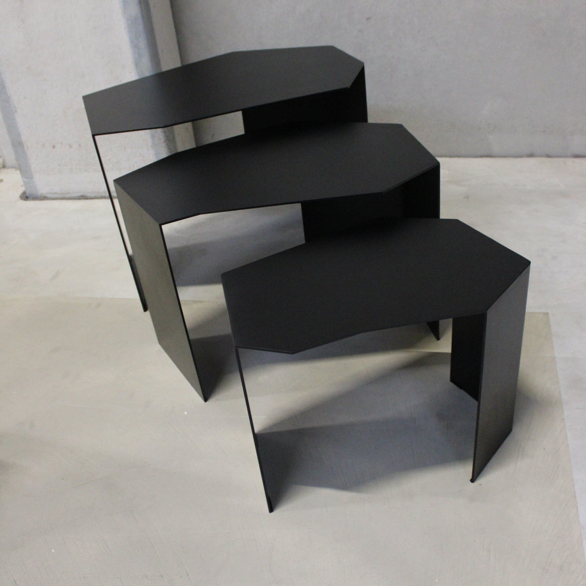 Ferm Living Satztisch Set Beistelltisch Shard Cluster schwarz 3er Set Tisch - 5704723321903
