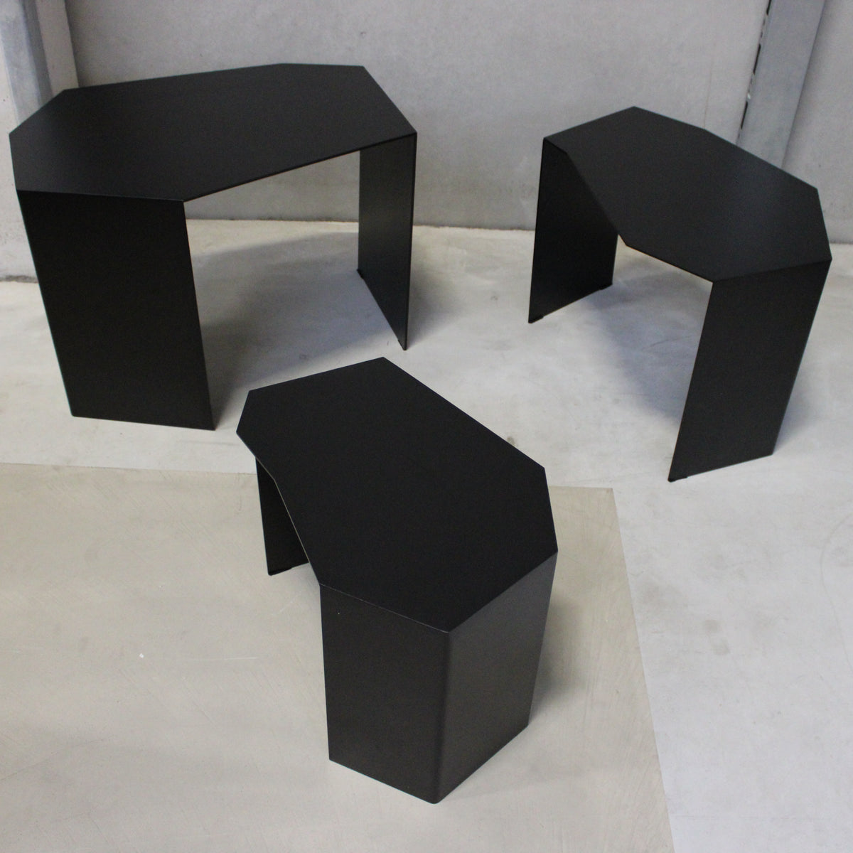Ferm Living Satztisch Set Beistelltisch Shard Cluster schwarz 3er Set Tisch - 5704723321903