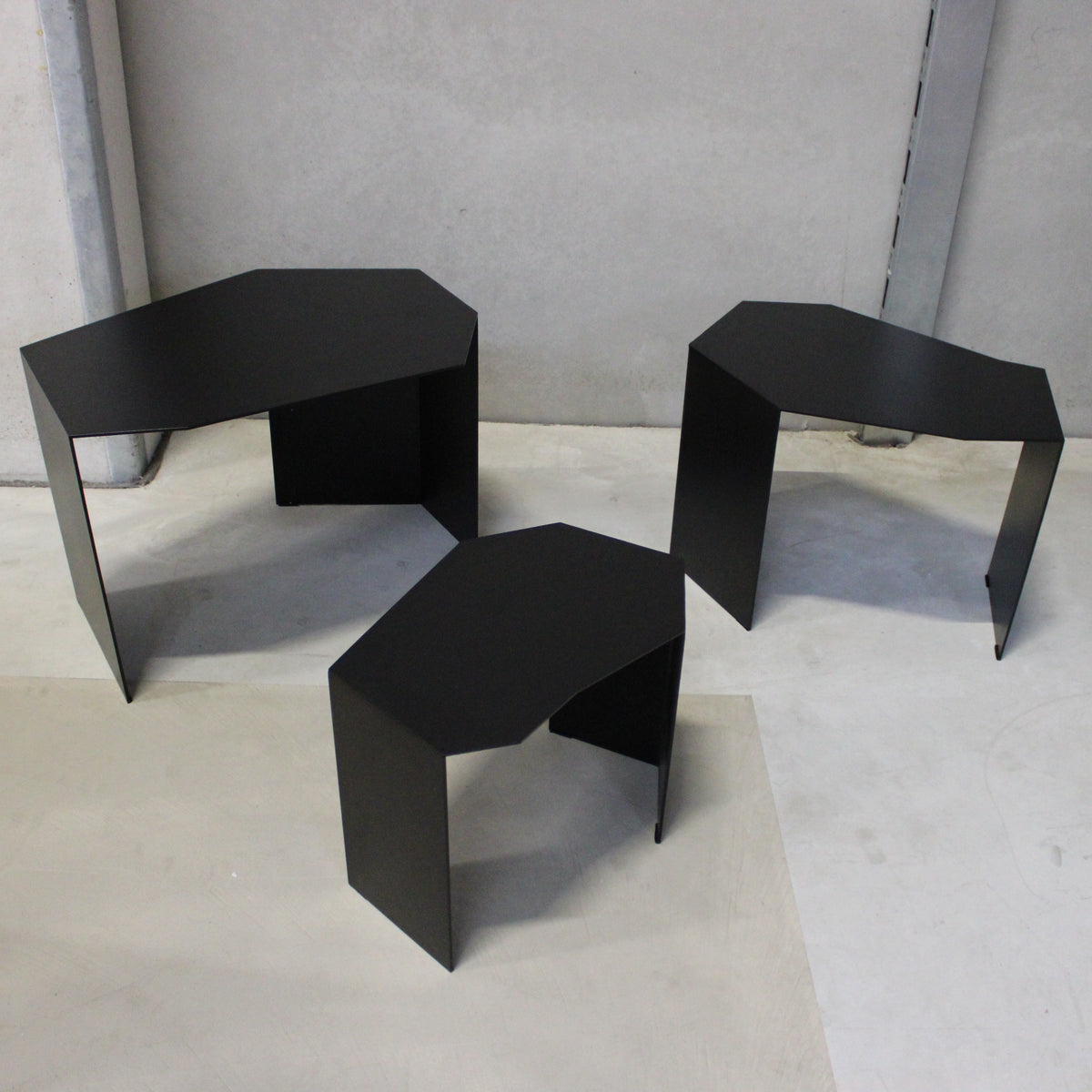 Ferm Living Satztisch Set Beistelltisch Shard Cluster schwarz 3er Set Tisch - 5704723321903