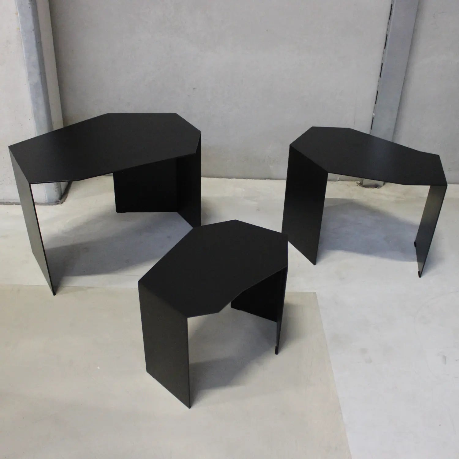 B-Ware Ferm Living Satztisch Set Beistelltisch Shard Cluster Schwarz 3er Set Tisch - 5704723321903