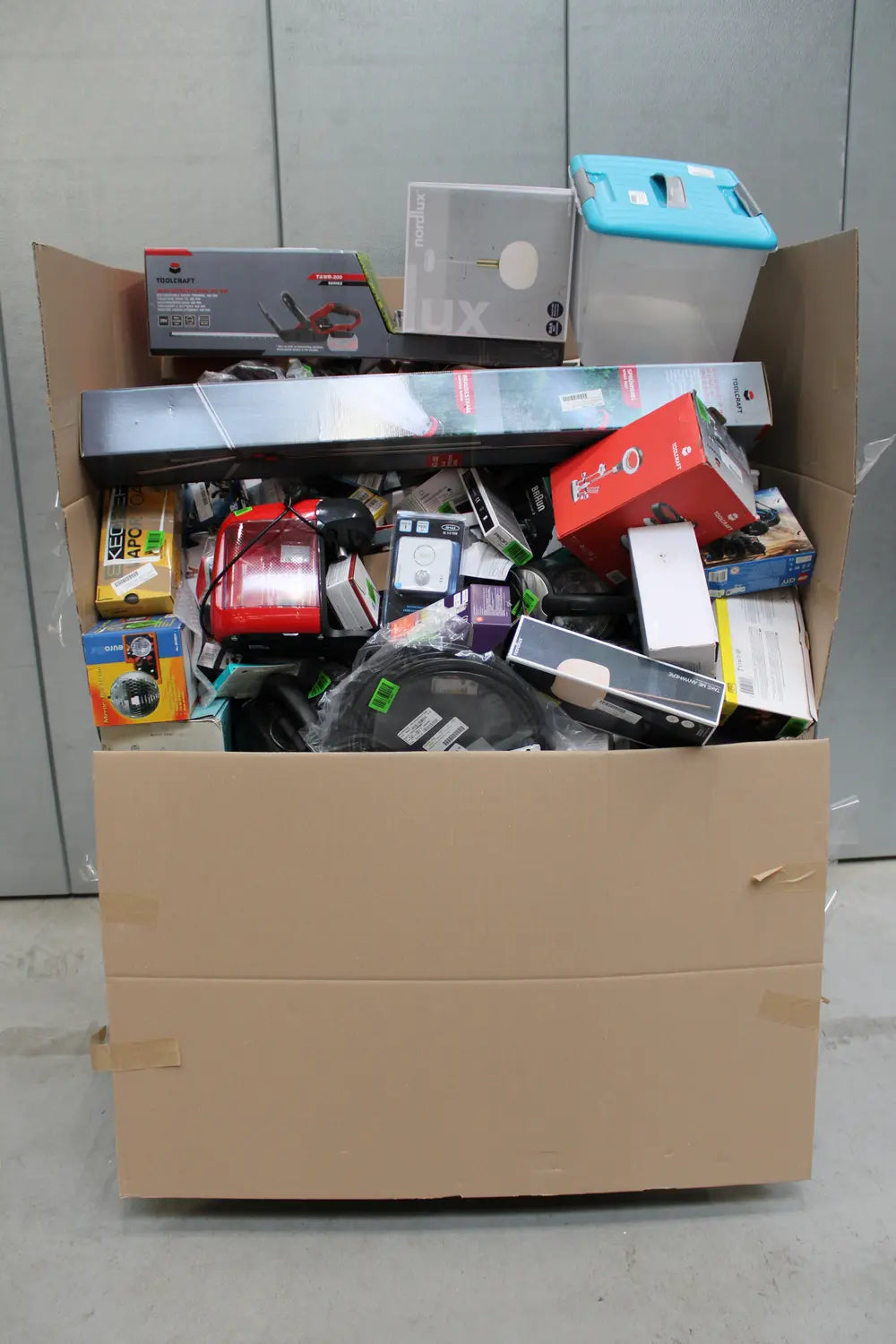 Gemischtes Konvolut Retourenwaren Sonderposten Mischware Werkzeug Kleinteile 202 - nicht zutreffend