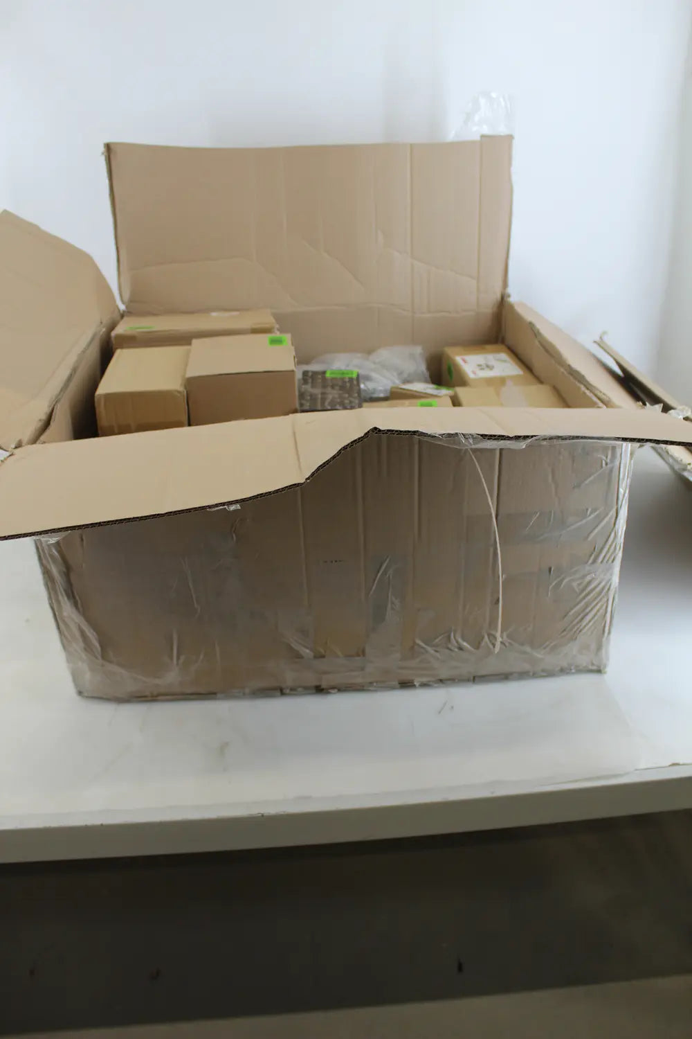 Konvolut Retourenwaren Design Leuchten Posten 23 Artikel Lindby Arcchio Elc B2 B - nicht zutreffend