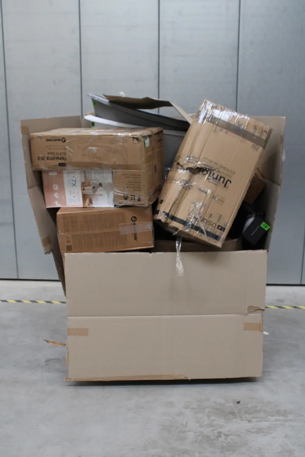 Restposten 21 Artikel Baby Babytrage Maxi Cosi Britax Joie Thule Zubehör Premium - nicht zutreffend