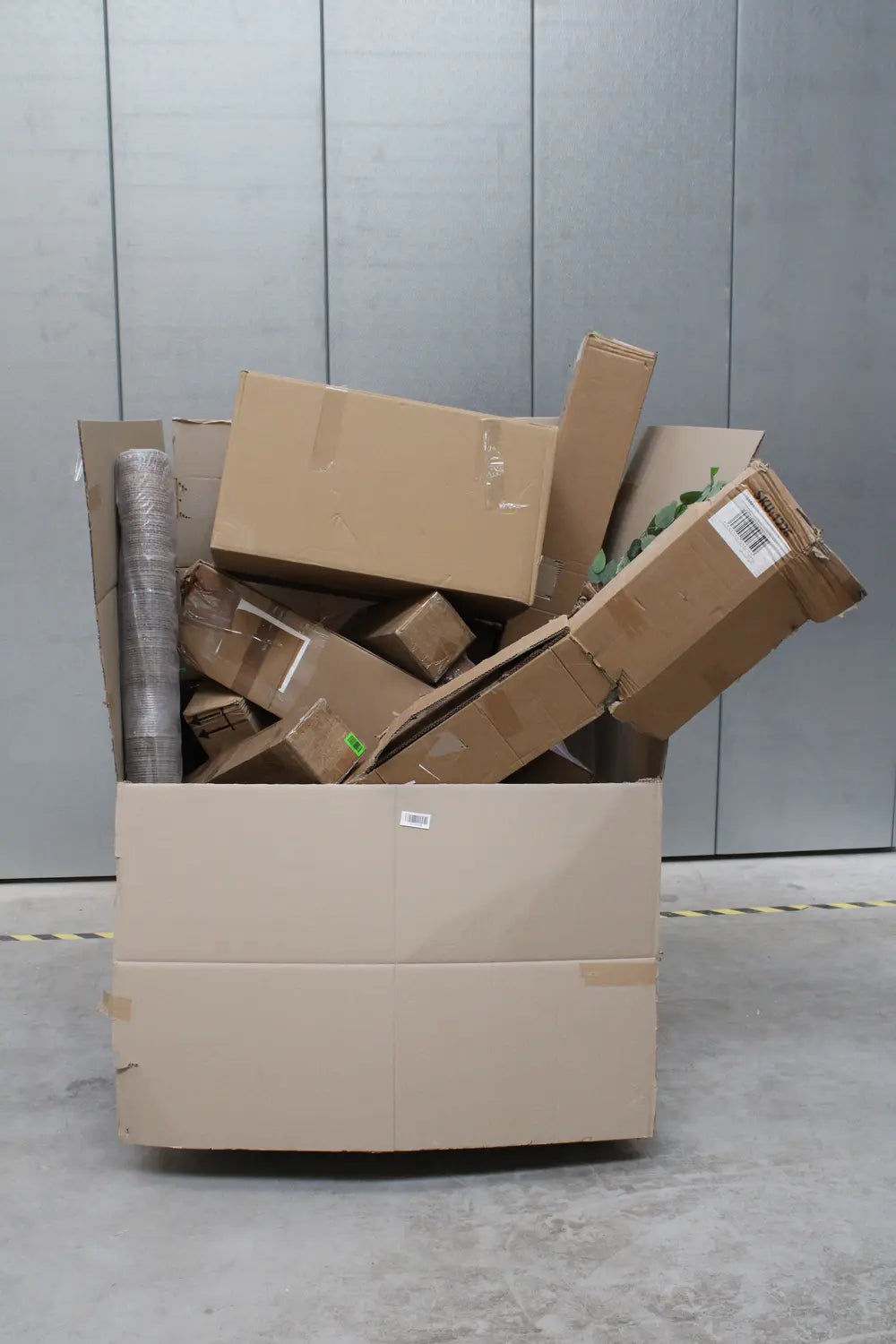 Restposten 22 Artikel Weihnachtsbäume Kunstpflanzen Teppiche Aufbewahrung Outdoo - nicht zutreffend