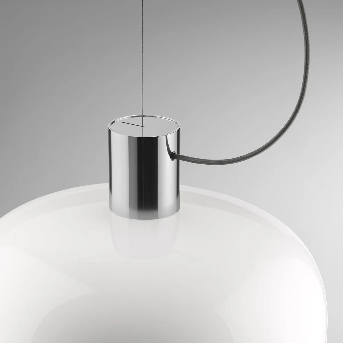 Flos Pendelleuchte Hängelampe Bellhop Glas Schokoladenbraun Opalglas Aluminium - 8059607068670