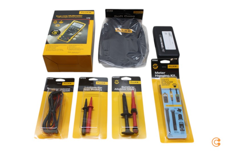 B-Ware Fluke 179/Mag2 Kit Hand Multimeter Kalibriert Strommesser Spannungsmesser - 4064161317533