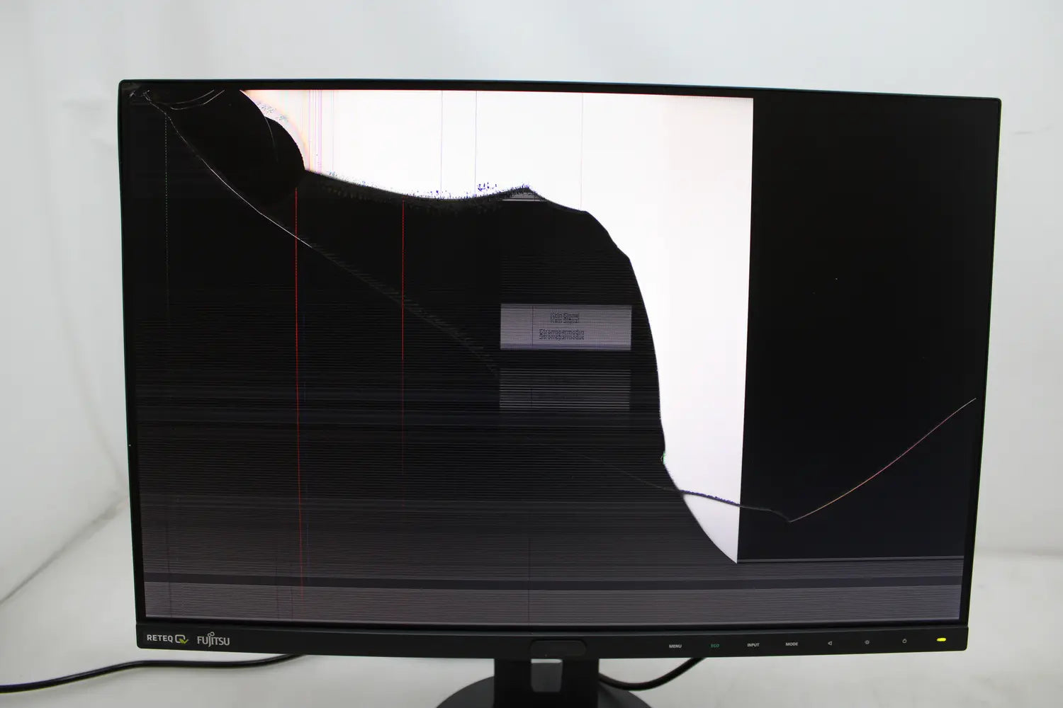 D-Ware Fujitsu Monitor Fujitsu P24 8 Ws Neo 24" Ips Workplace Lighting Defektware - 4250563432527